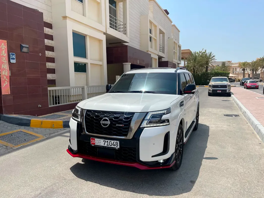 Nissan Patrol 5.6 AT 4WD (428 hp)