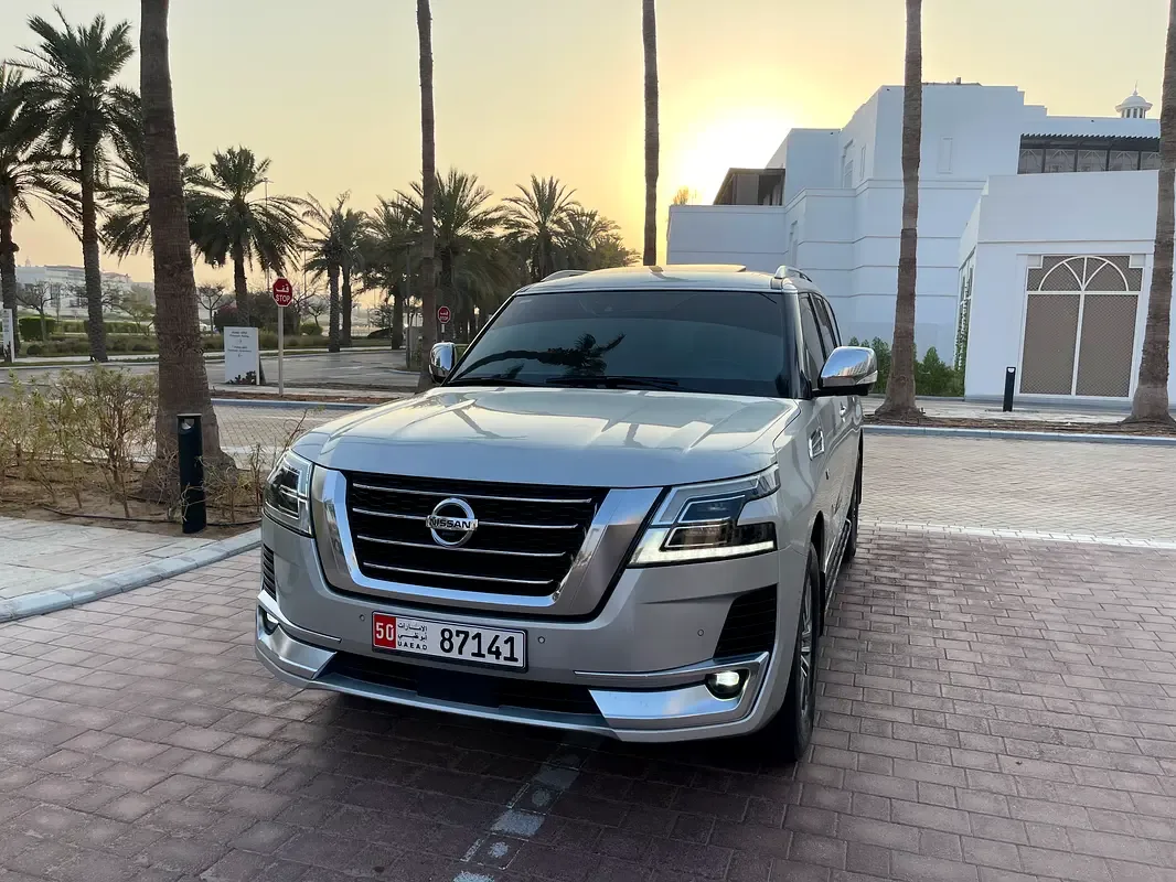 Nissan Patrol 5.6 AT 4WD (428 hp)