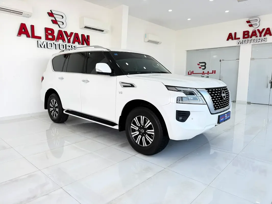 Nissan Patrol 5.6 AT 4WD (428 hp)