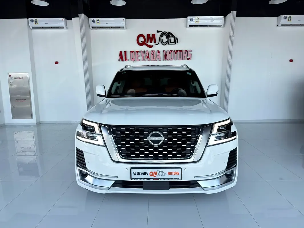 Nissan Patrol 5.6 AT 4WD (428 hp)