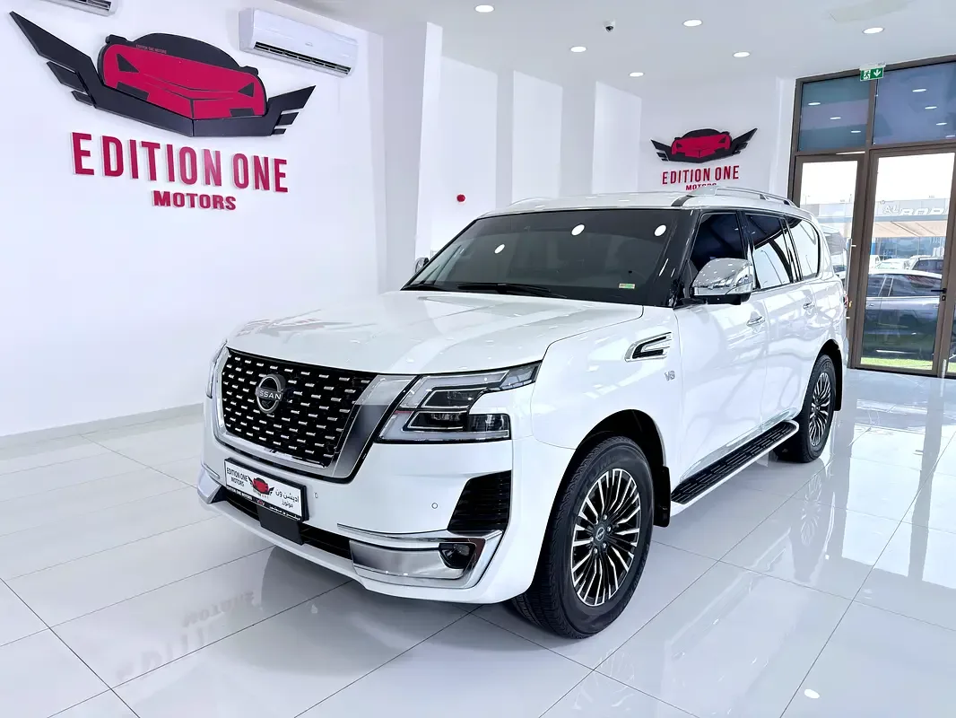 Nissan Patrol 5.6 AT 4WD (428 hp)
