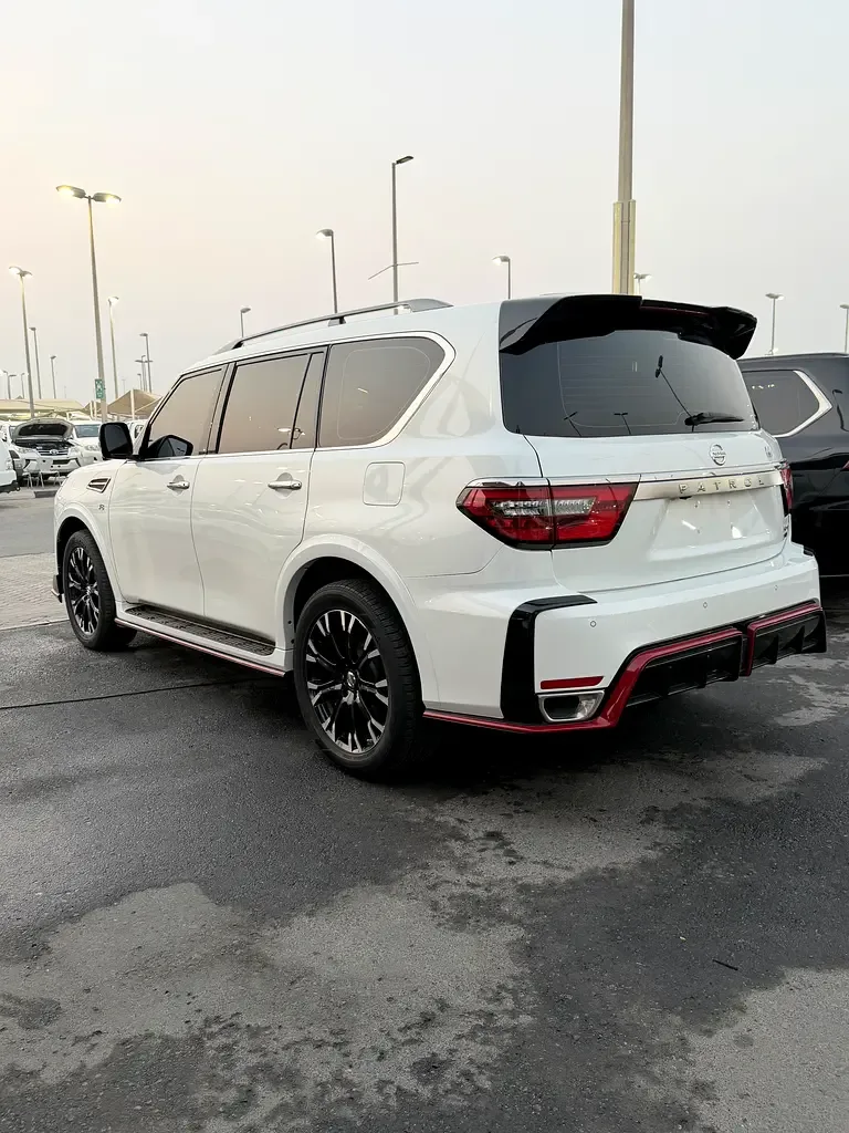 Nissan Patrol 5.6 AT 4WD (428 hp) - 6