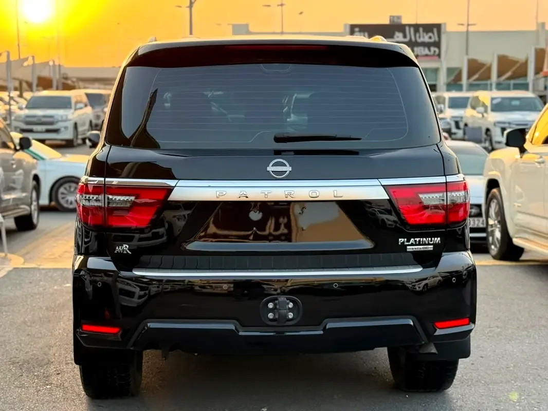 Nissan Patrol 5.6 AT 4WD (428 hp) - 3