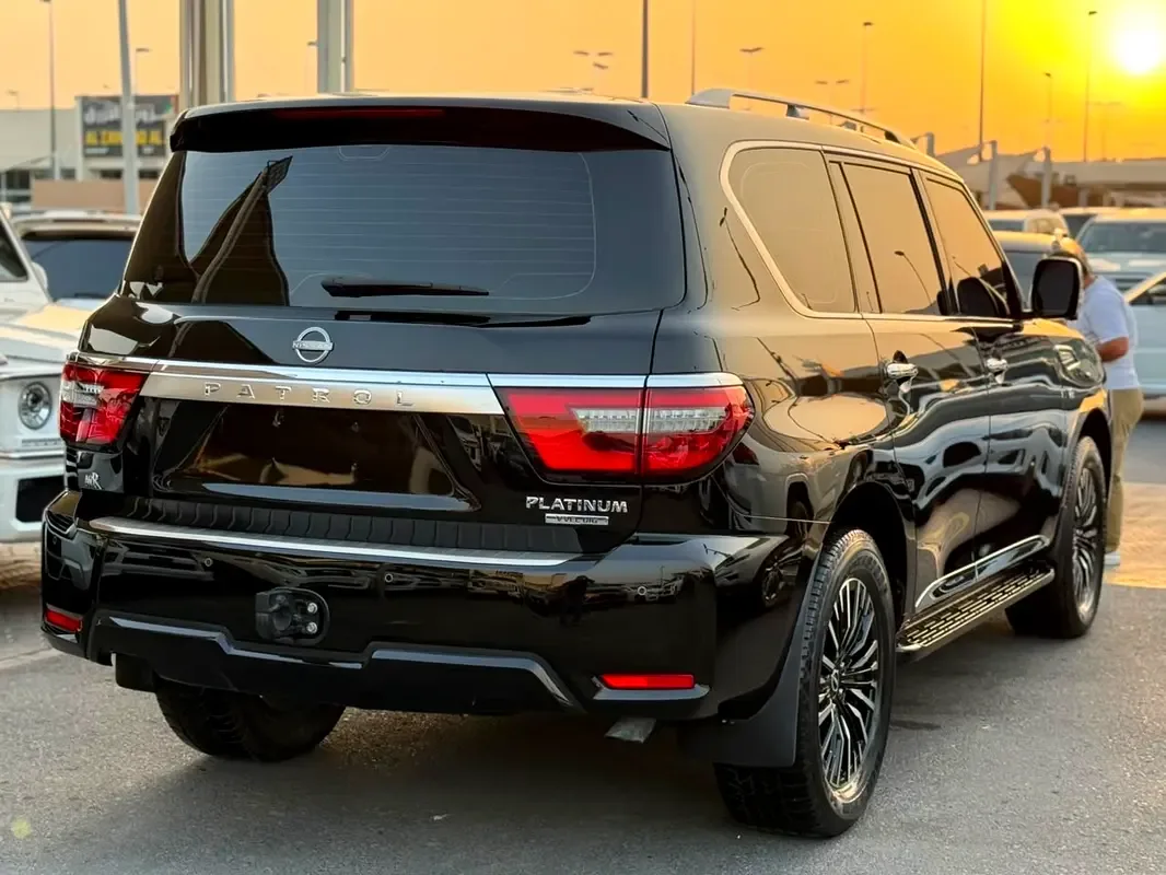 Nissan Patrol 5.6 AT 4WD (428 hp) - 5