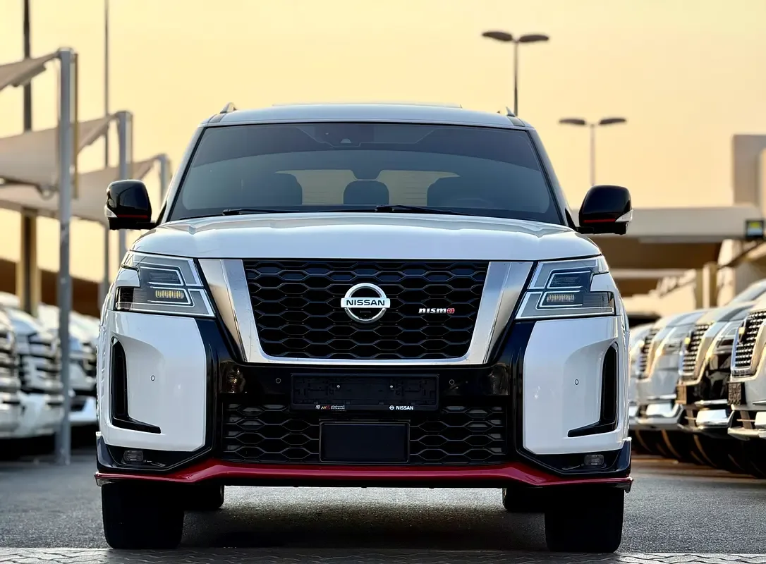 Nissan Patrol 5.6 AT 4WD (428 hp)