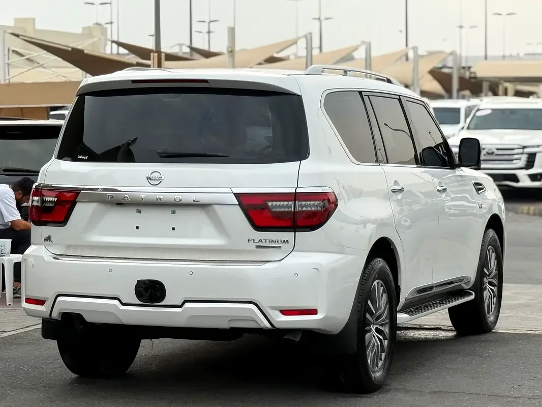 Nissan Patrol 5.6 AT 4WD (428 حصان) - 9