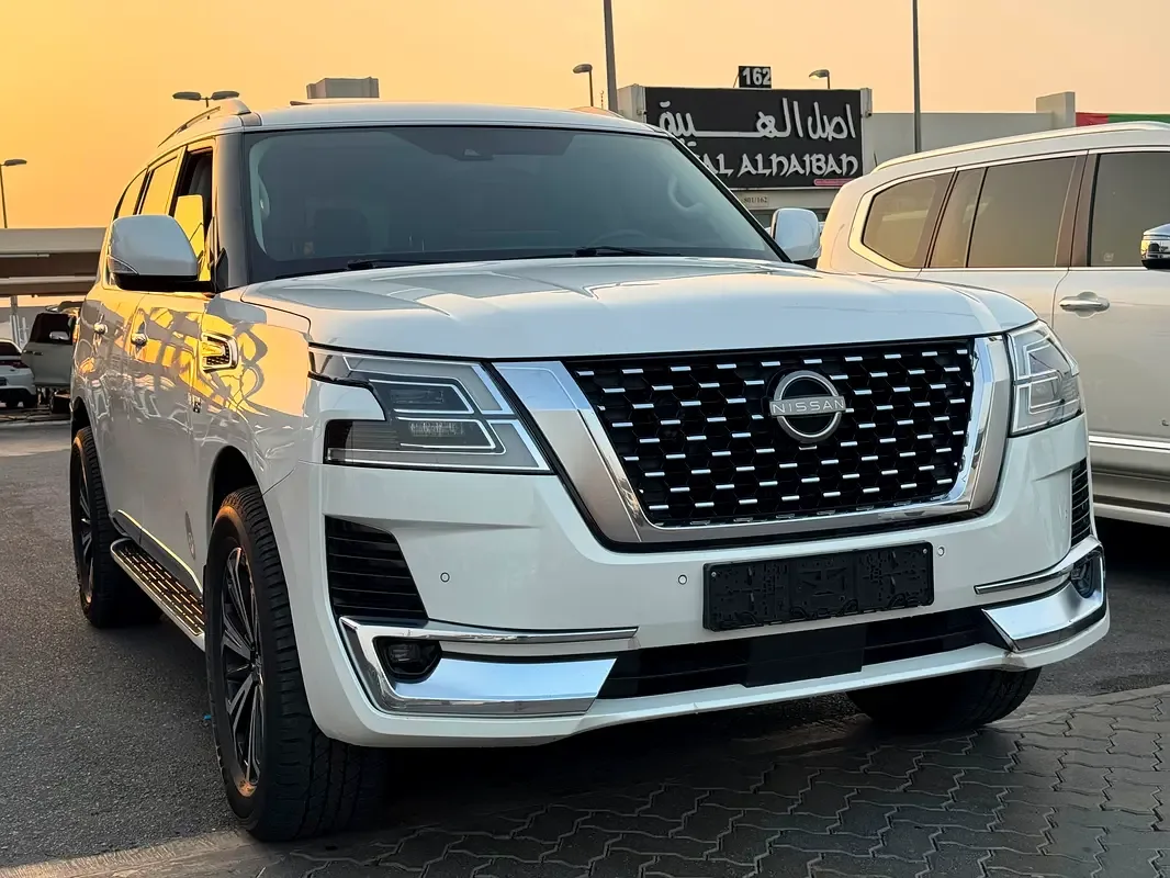 Nissan Patrol 5.6 AT 4WD (428 hp) - 2