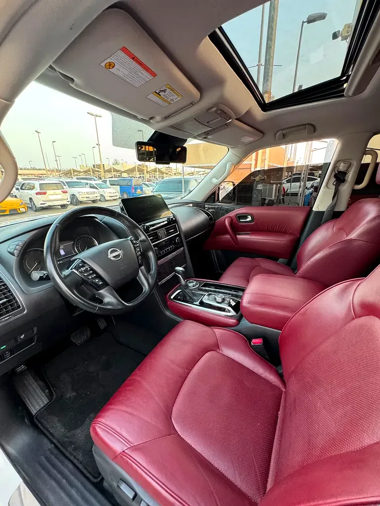 Nissan Patrol 5.6 AT 4WD (428 hp) - 12