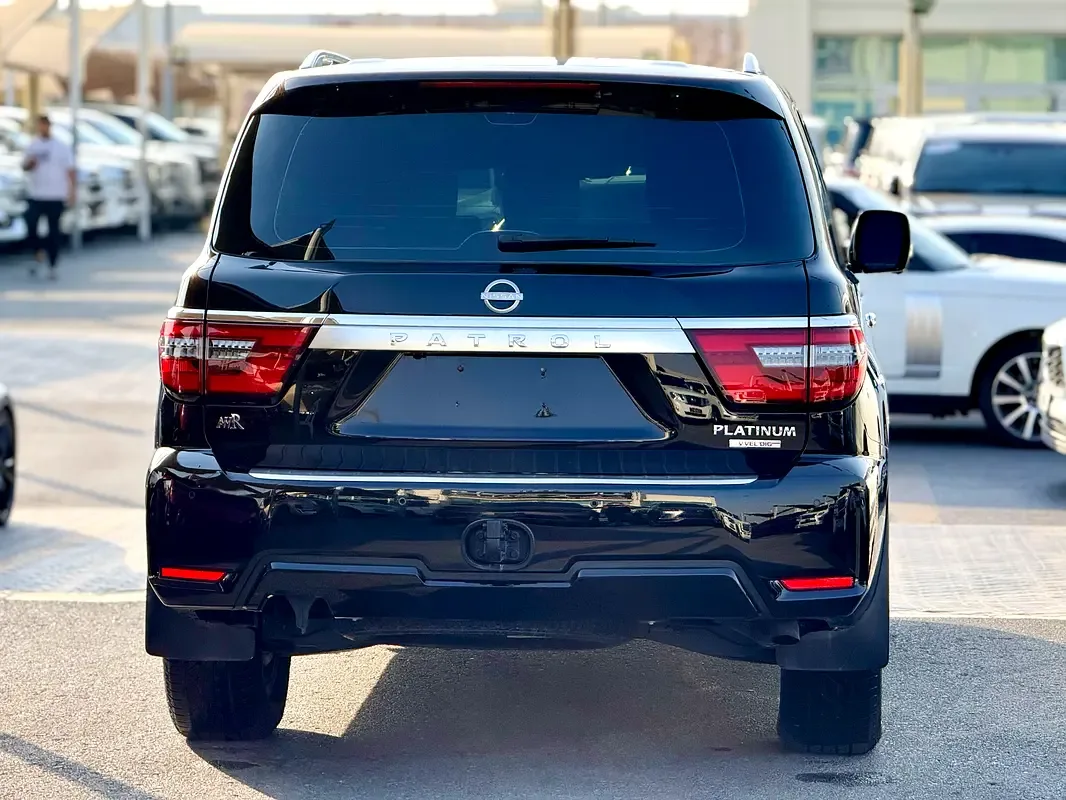 Nissan Patrol 5.6 AT 4WD (428 hp) - 12