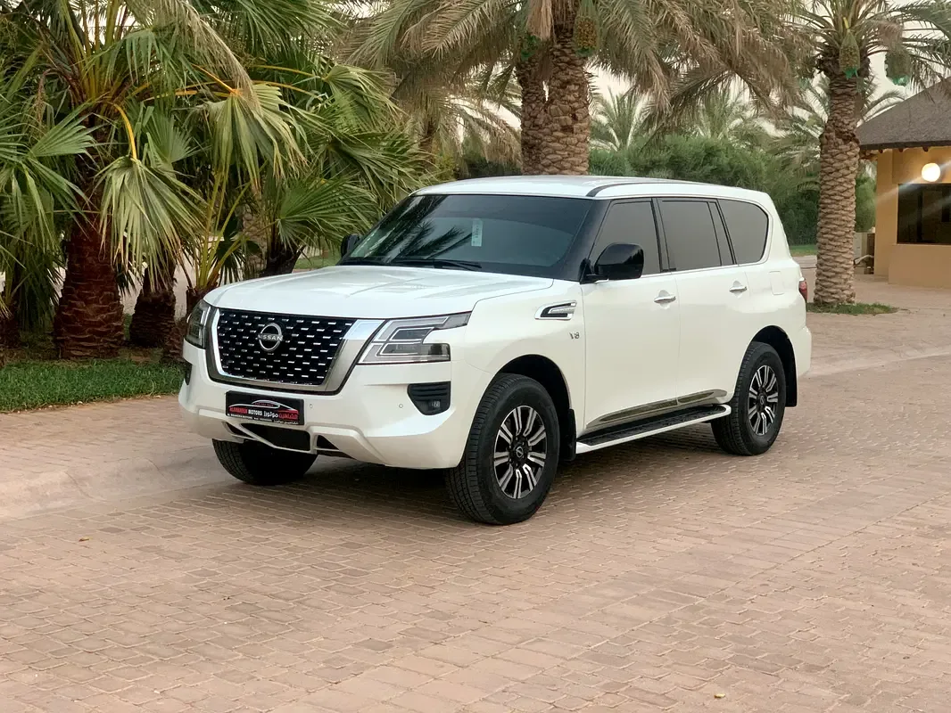 Nissan Patrol 5.6 AT 4WD (428 hp)