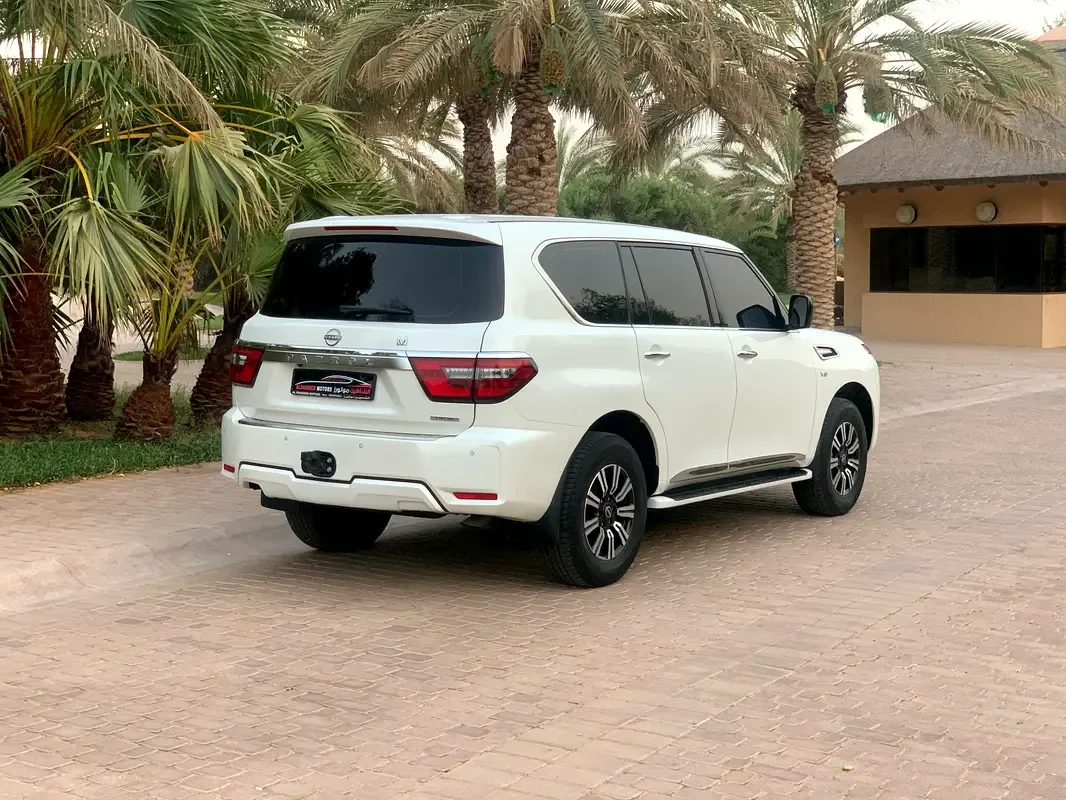 Nissan Patrol 5.6 AT 4WD (428 hp) - 6