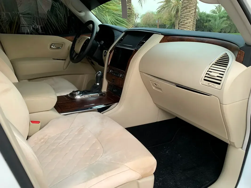 Nissan Patrol 5.6 AT 4WD (428 hp) - 9