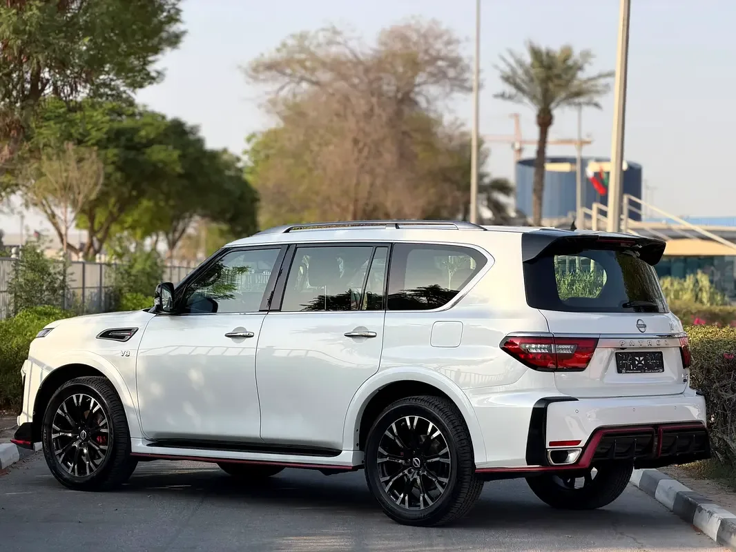 Nissan Patrol 5.6 AT 4WD (428 hp) - 4