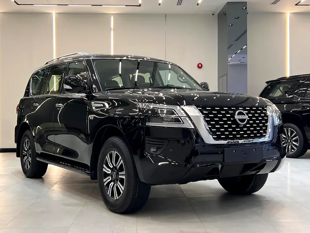 Nissan Patrol 5.6 AT 4WD (428 hp)