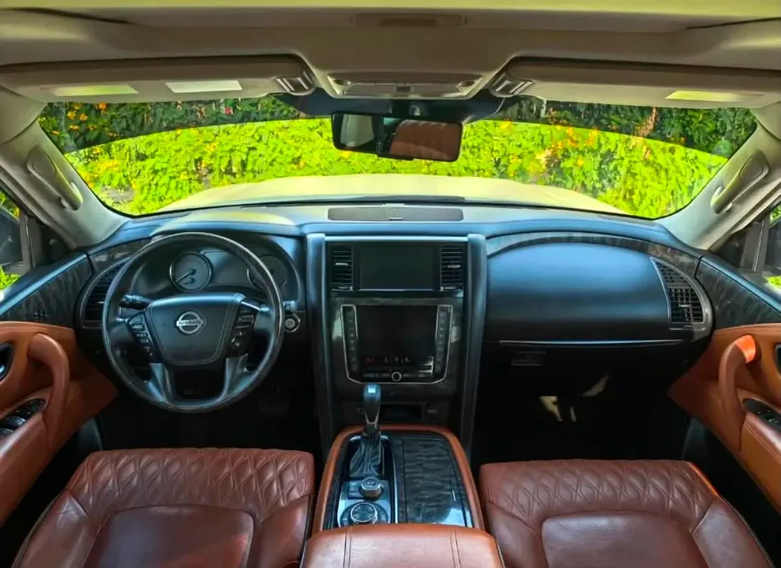 Nissan Patrol 5.6 AT 4WD (428 hp) - 6
