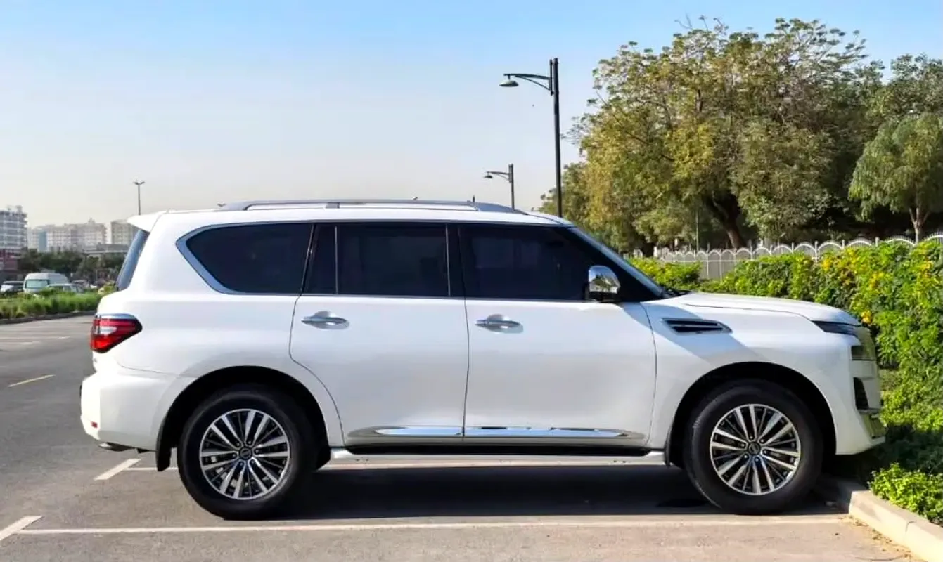 Nissan Patrol 5.6 AT 4WD (428 hp) - 8