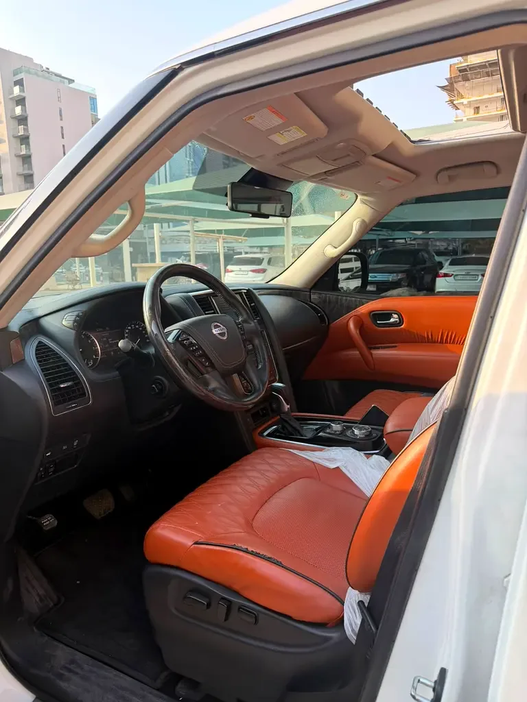 Nissan Patrol 5.6 AT 4WD (428 حصان) - 5