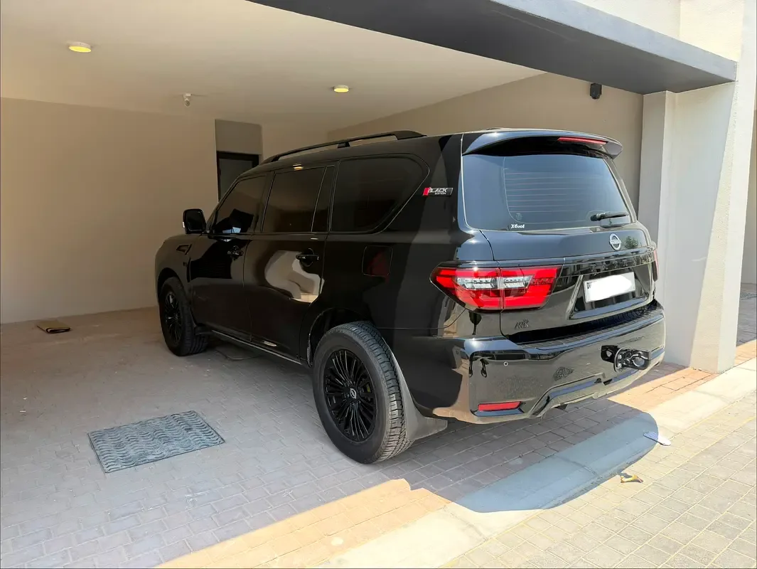 Nissan Patrol 5.6 AT 4WD (428 hp)