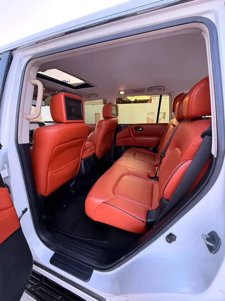 Nissan Patrol 5.6 AT 4WD (428 hp) - 9