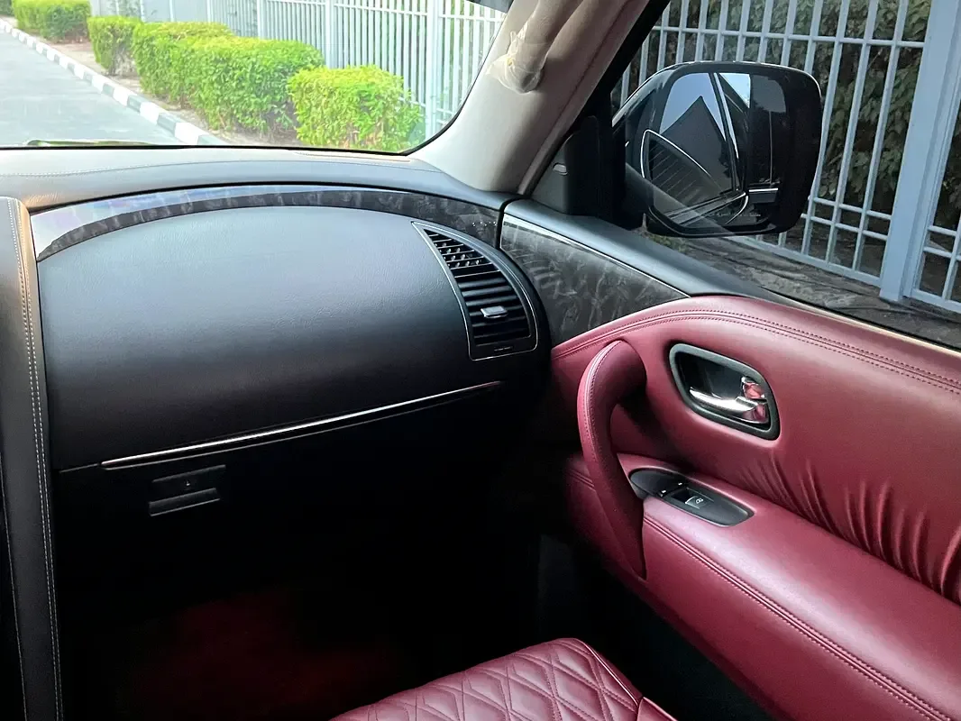 Nissan Patrol 5.6 AT 4WD (428 hp) - 16