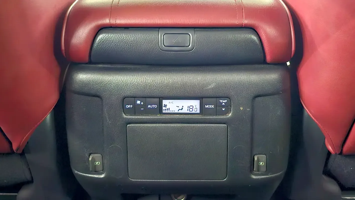 Nissan Patrol 5.6 AT 4WD (428 hp) - 10
