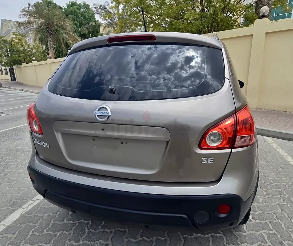 Nissan Qashqai 2.0 CVT FWD (141 حصان) - 8