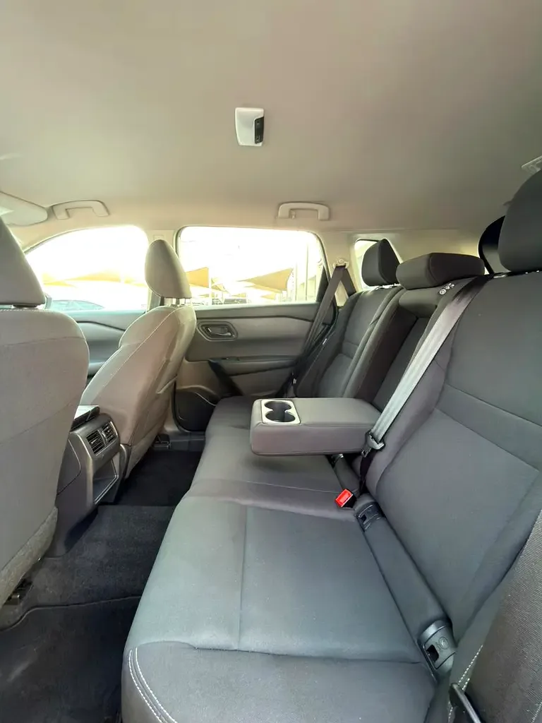 Nissan Rogue 1.5 CVT (204 حصان) - 13