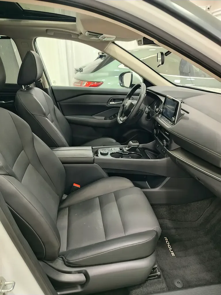 Nissan Rogue 1.5 CVT 4WD (204 hp) - 14