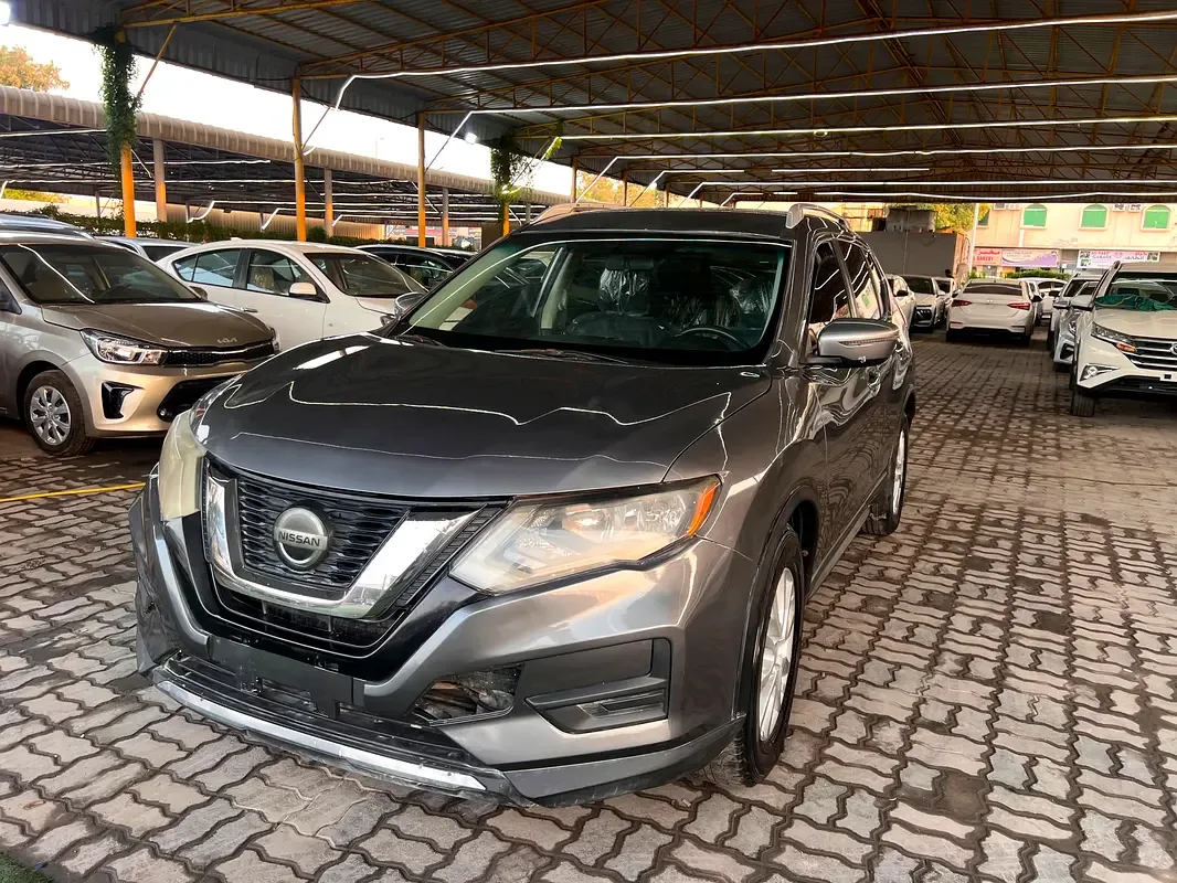 Nissan Rogue 2.5 CVT (170 hp)
