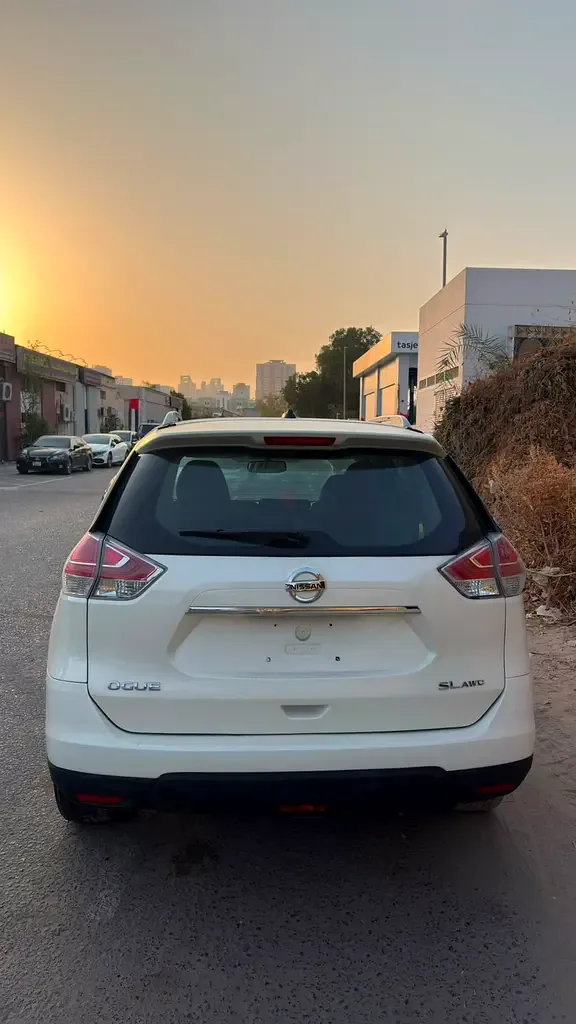 Nissan Rogue 2.5 CVT (170 hp) - 2