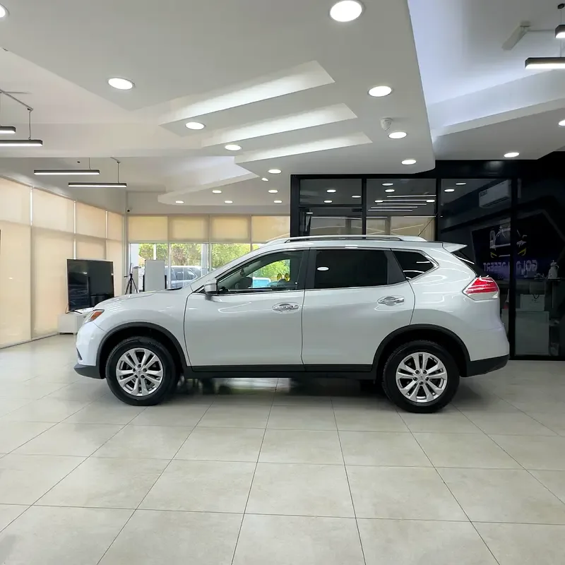 Nissan Rogue 2.5 CVT (170 حصان) - 4