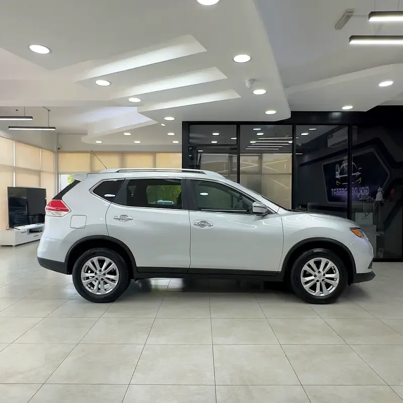 Nissan Rogue 2.5 CVT (170 حصان) - 3