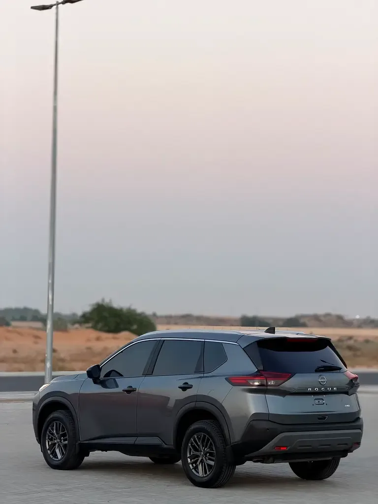 Nissan Rogue 2.5 CVT (181 hp) - 11