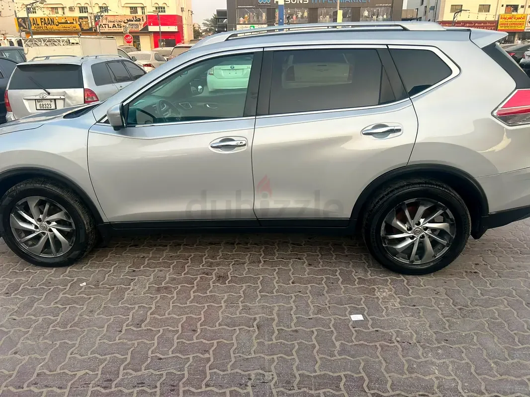 Nissan Rogue 2.5 CVT 4WD (173 hp)