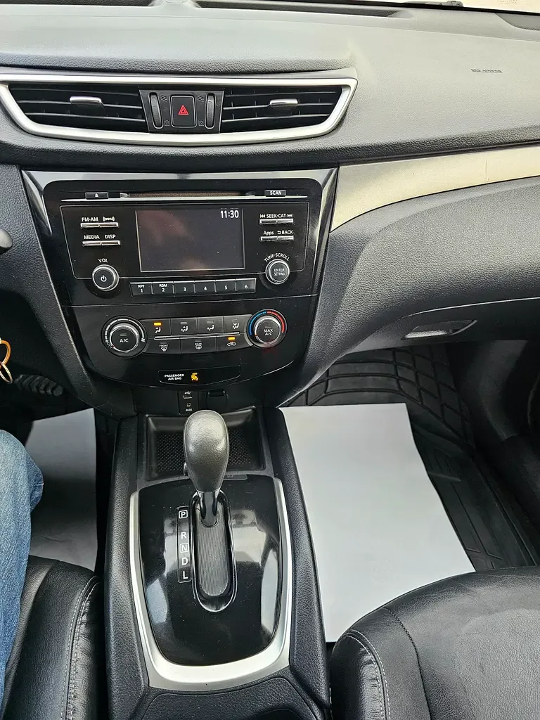 Nissan Rogue 2.5 CVT 4WD (173 hp) - 15