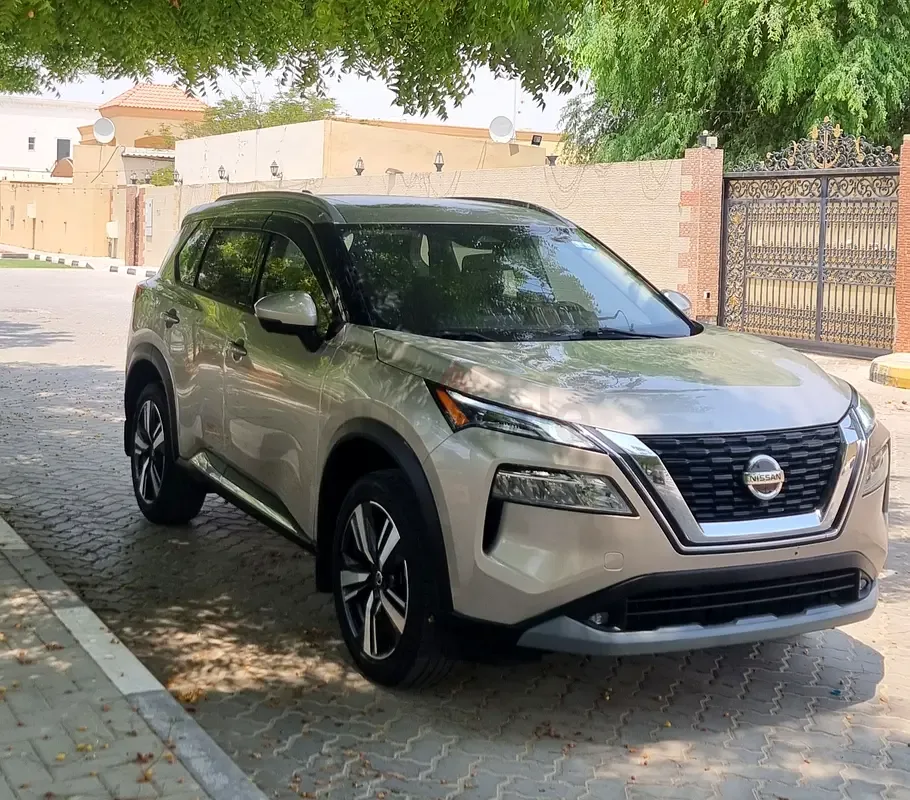 Nissan Rogue 2.5 CVT 4WD (181 hp)