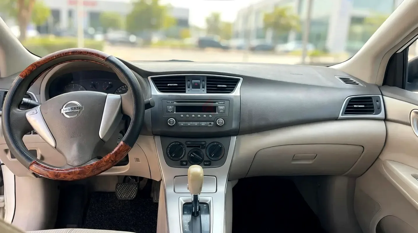 Nissan Sentra 1.6 CVT (117 hp) - 6