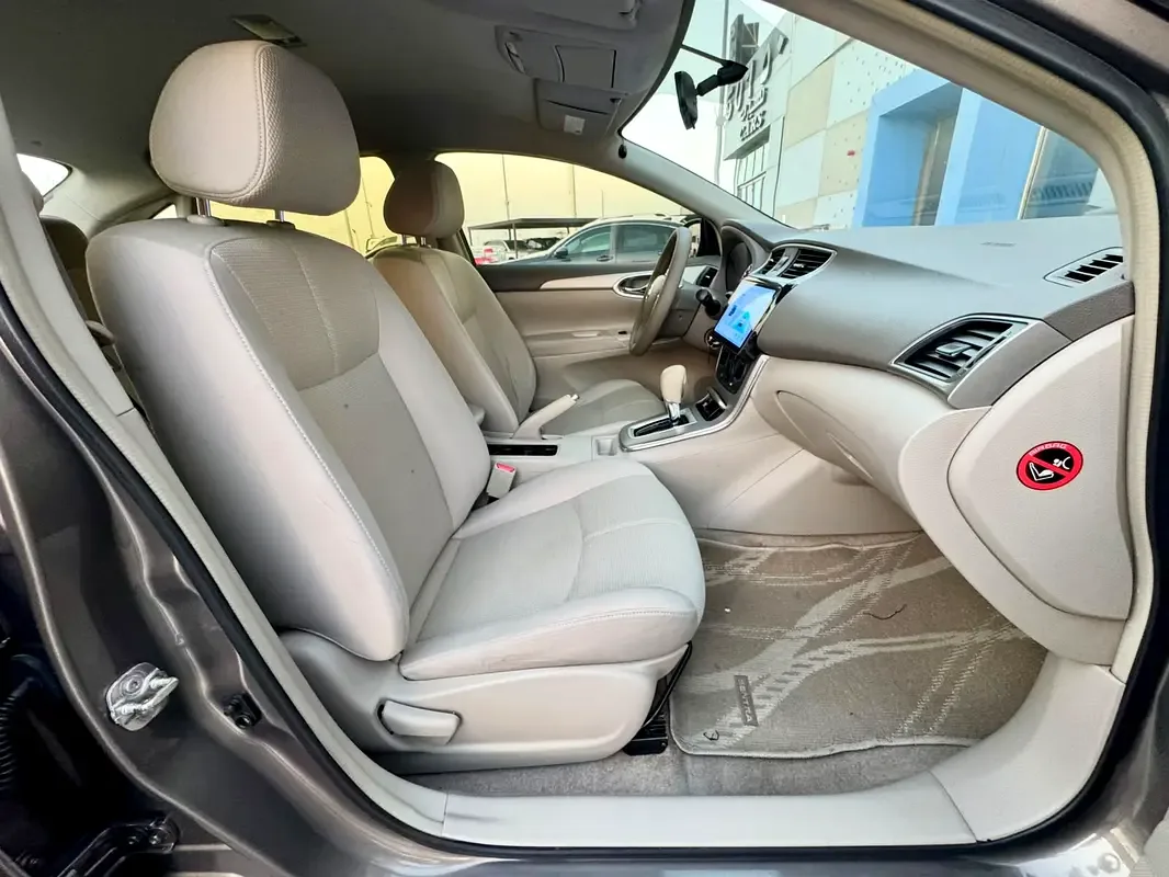 Nissan Sentra 1.8 CVT (130 hp) - 10