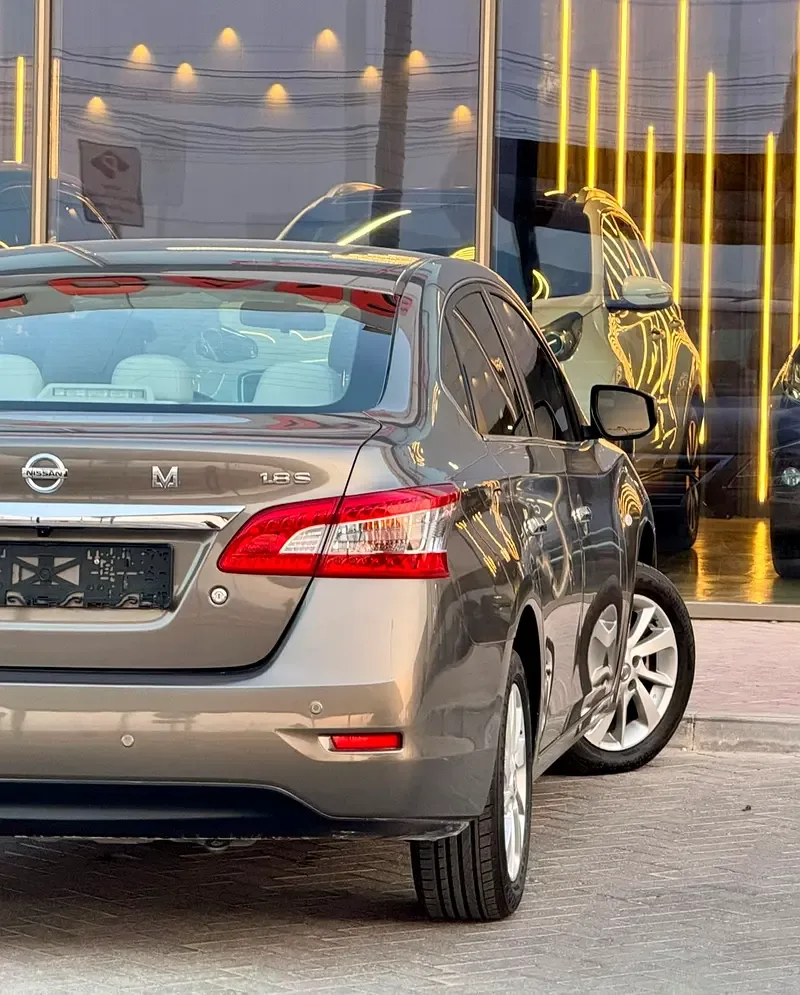 Nissan Sentra 1.8 CVT (130 hp) - 16