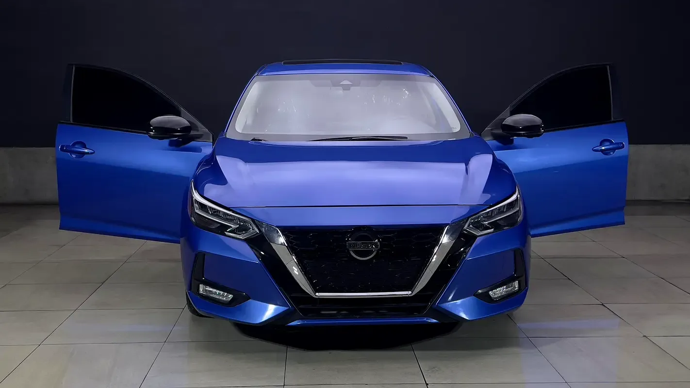 Nissan Sentra 2.0 CVT (149 حصان) - 10