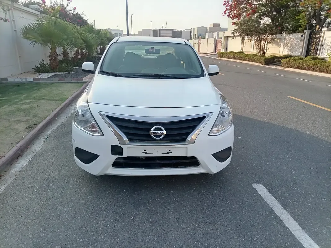 Nissan Sunny 1.6 CVT (109 hp)