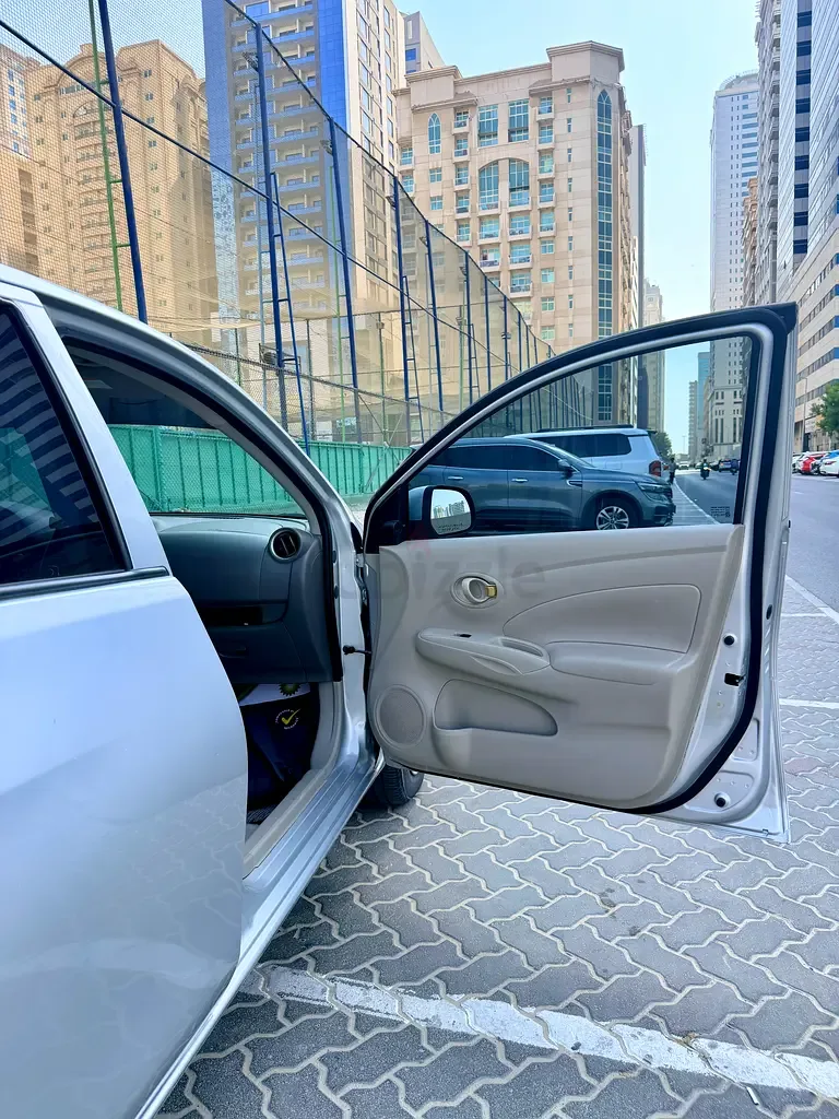 Nissan Sunny 1.6 CVT (109 hp) - 10
