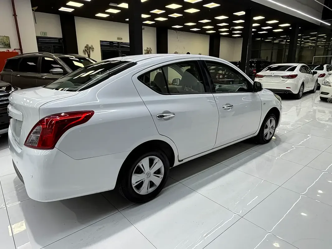 Nissan Sunny 1.6 MT (109 حصان) - 4