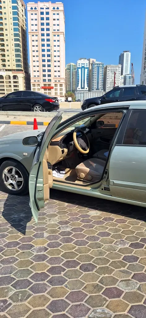 Nissan Sunny 1.8 AT (116 حصان) - 2