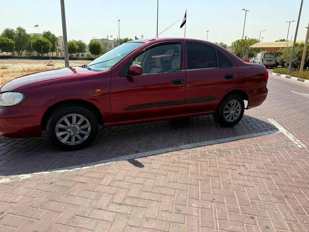 Nissan Sunny 1.8 AT (116 حصان) - 5