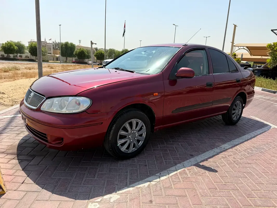 Nissan Sunny 1.8 AT (116 حصان) - 2