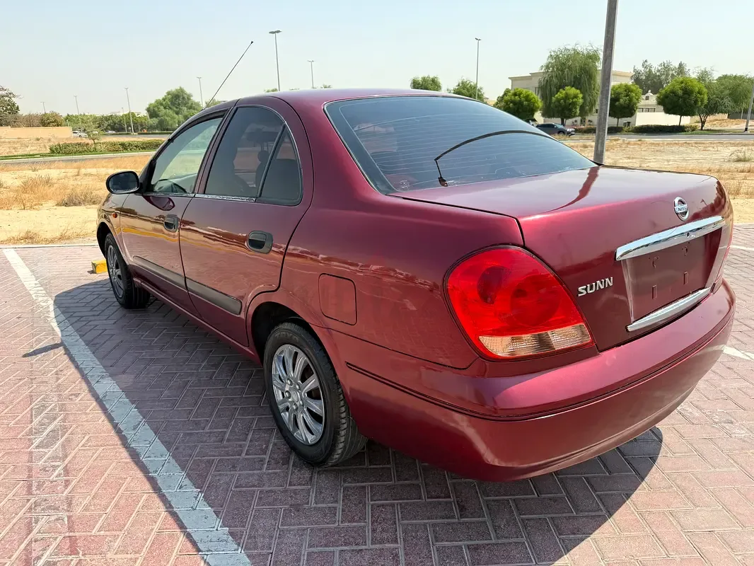 Nissan Sunny 1.8 AT (116 حصان) - 8