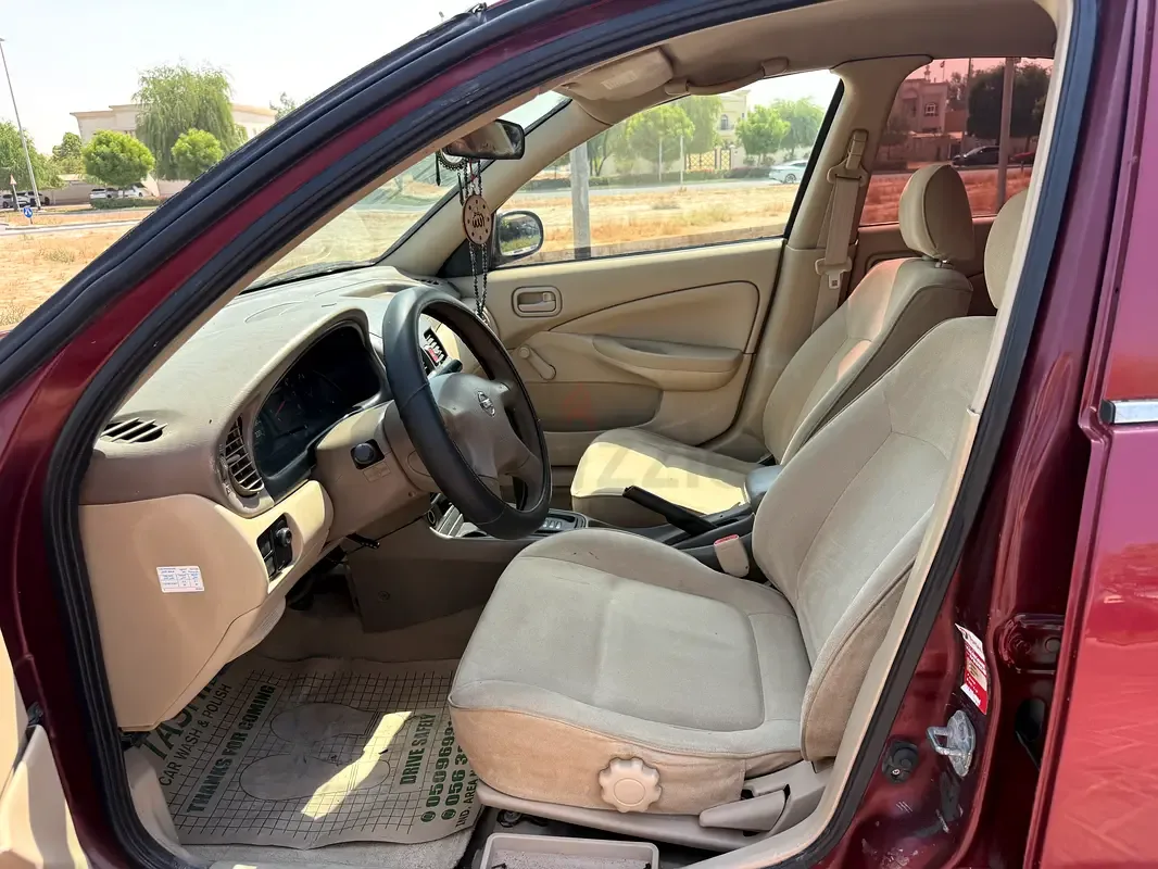 Nissan Sunny 1.8 AT (116 حصان) - 11