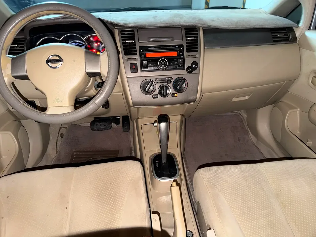 Nissan Tiida 1.6 AT (110 hp) - 3