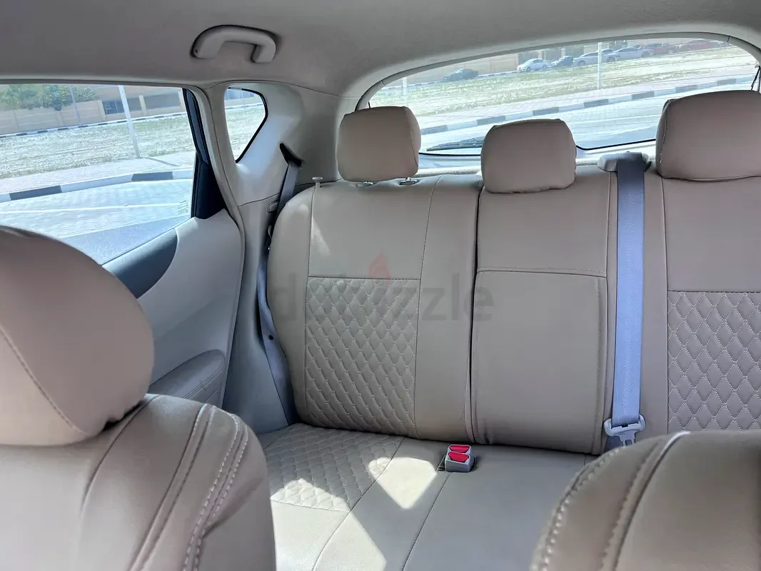 Nissan Tiida 1.6 CVT (117 hp) - 11
